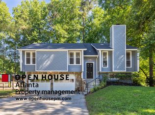 123 Timothy Ln NW, Lilburn, GA 30047