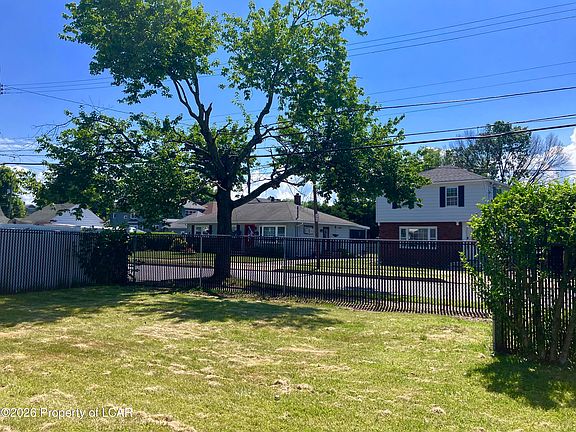 3rd image of 161 Slocum St