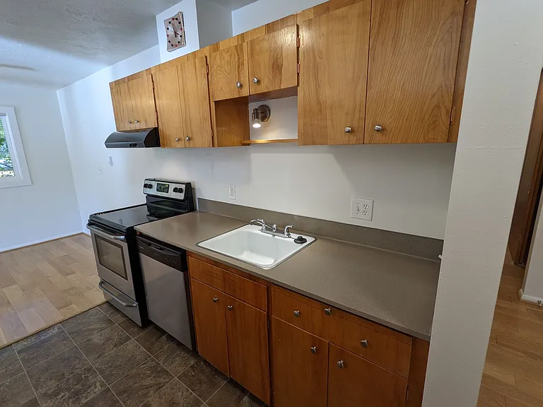 Park Village Apartments — Photo 40