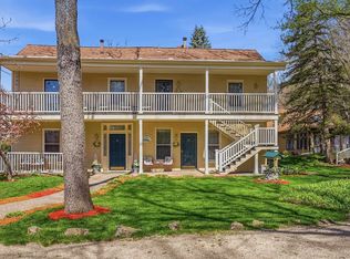 341 Spring St, Galena, IL 61036