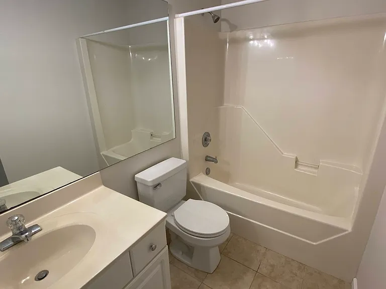 2200 Ovalberry Ct — Photo 10