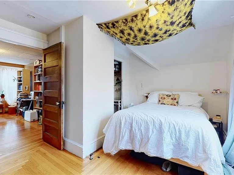 845 Orange St #3F — Photo 3