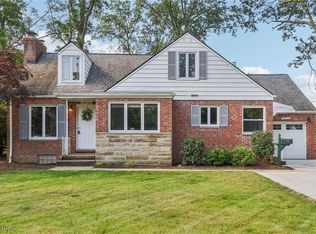 27033 Wolf Rd, Bay Village, OH 44140