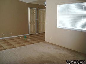 3rd image of 4113 Highlander Ave