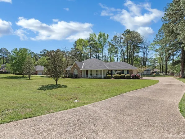 8483 Woodstock Dr, Greenwood, LA 71033