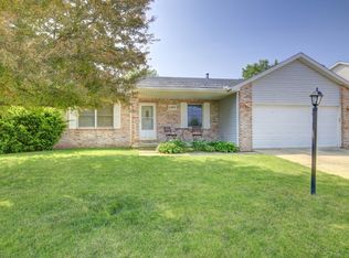 4205 Copper Ridge Rd, Champaign, IL 61822