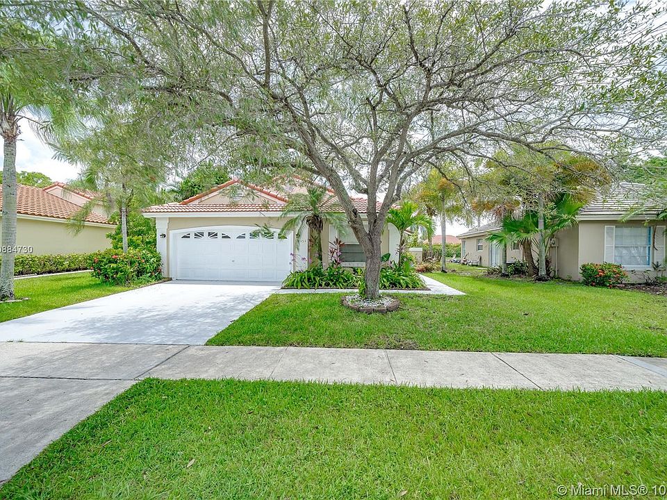 1st image of 17454 NW 10th St