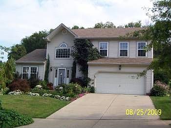 1st image of 127 Hazelwood Dr