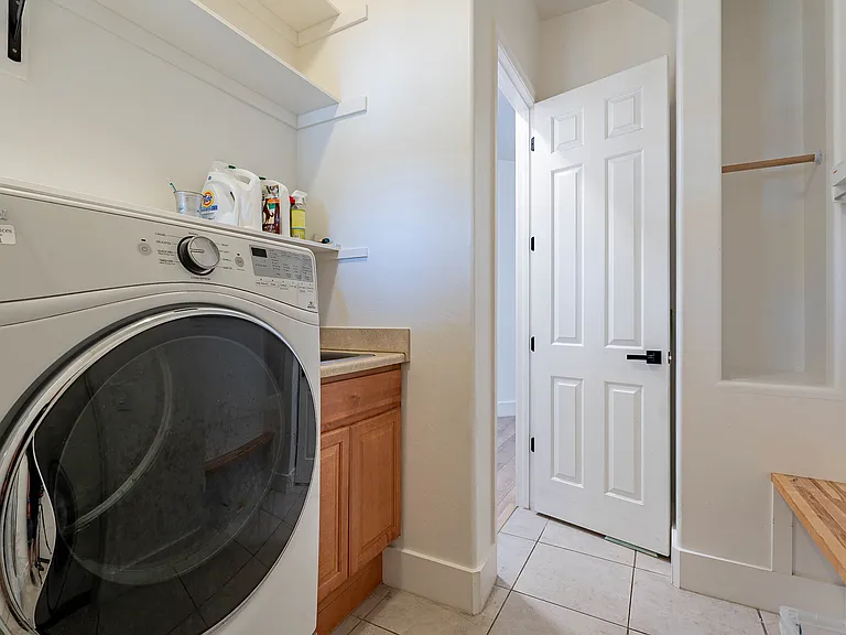 2956 S Birch Ct — Photo 35