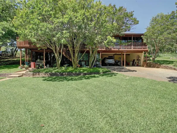 8360 Eagle Mountain Cir, Fort Worth, TX 76135