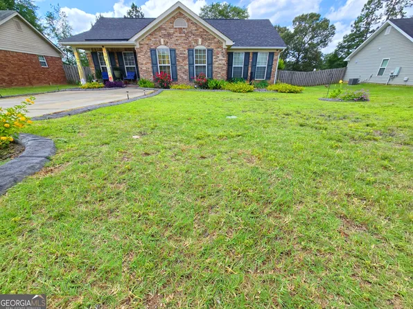2810 Wyndham Dr, Hephzibah, GA 30815