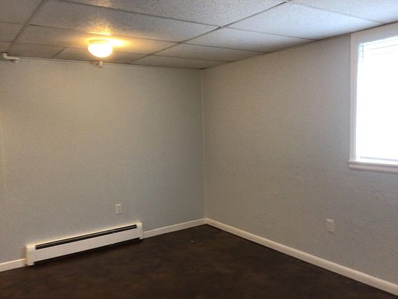 5th image of 2376 S Lincoln St #Basement