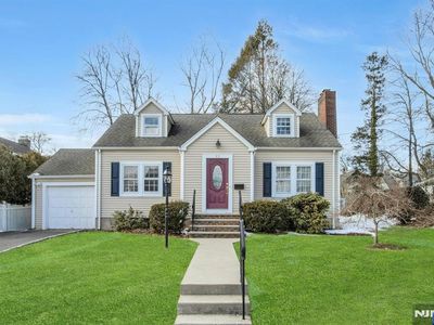 12 Summit Ave, Westwood, NJ, 07675