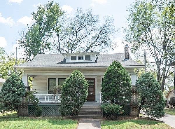 1st image of 607 Hill St
