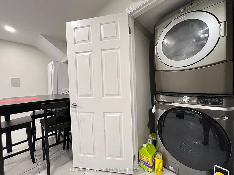 5244 Creditview Rd #BASEMENT — Photo 10