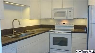 4th image of 818 S Marengo Ave APT 208