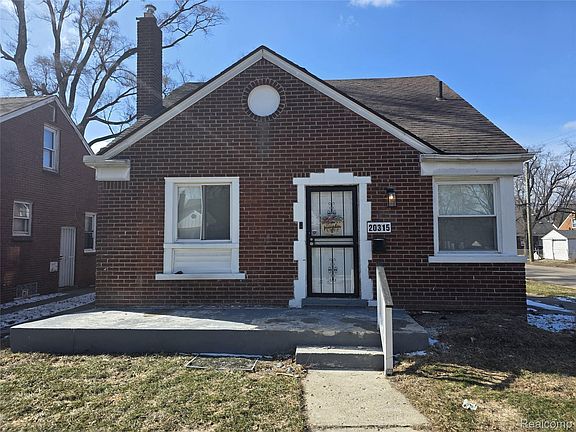 2nd image of 20315 Biltmore St
