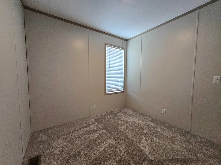 29800 Guilford Cir #282 — Photo 20