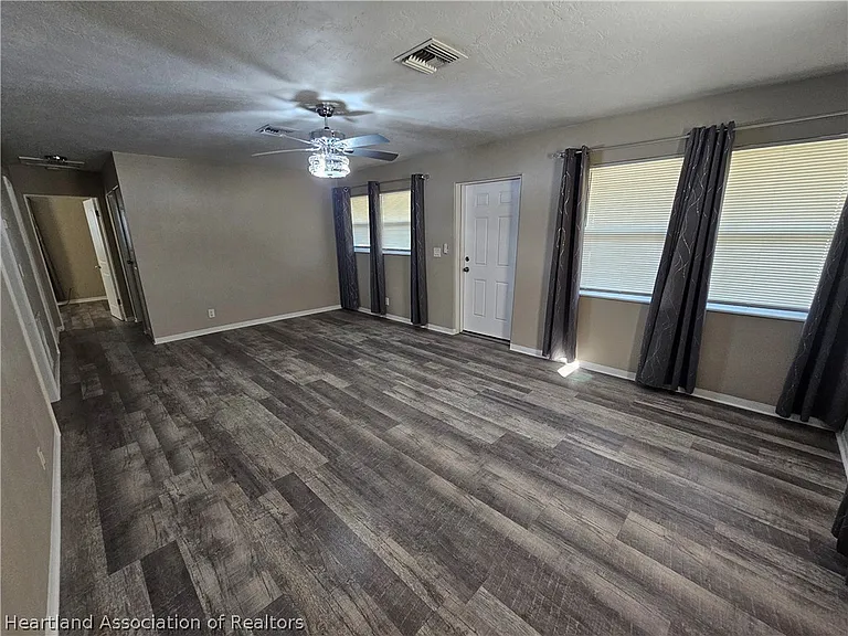 114 Marrero Ave — Photo 2