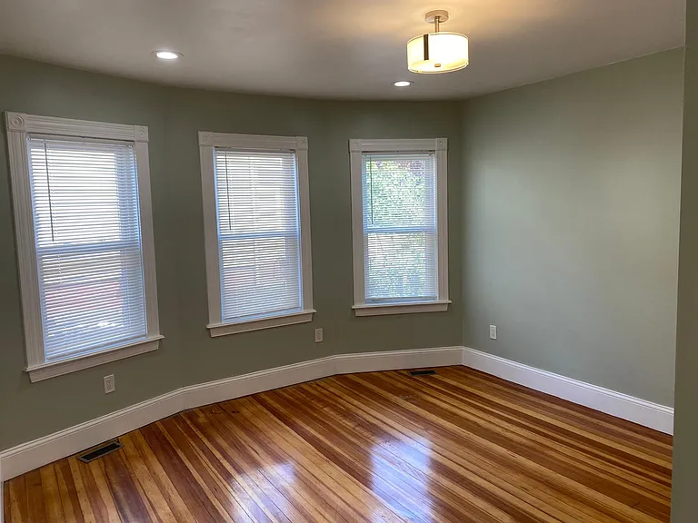 56 Marion St — Photo 1