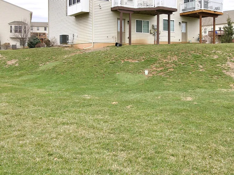 633 Keswick Ct — Photo 9