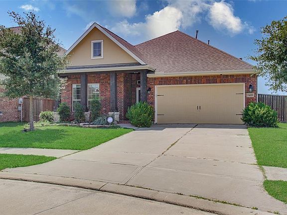2nd image of 24019 Via Viale Drive