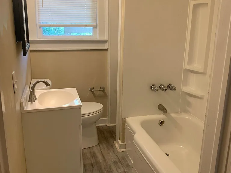 1133 Woodrow St #F — Photo 21