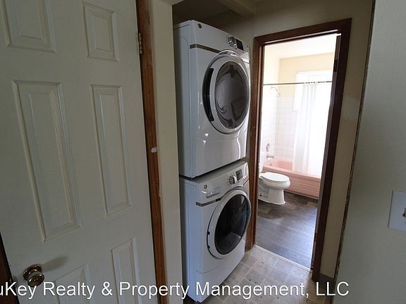 4th image of 1405 W 8th Ave Unit 10