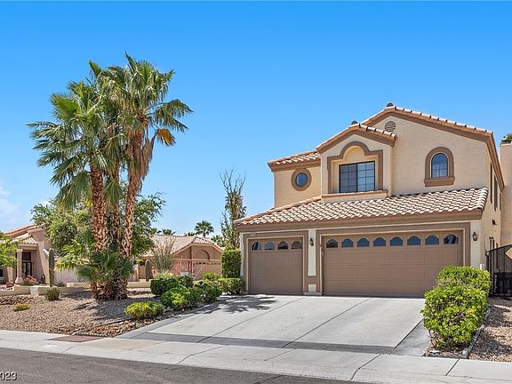 3rd image of 8425 Dutch Hill Ct