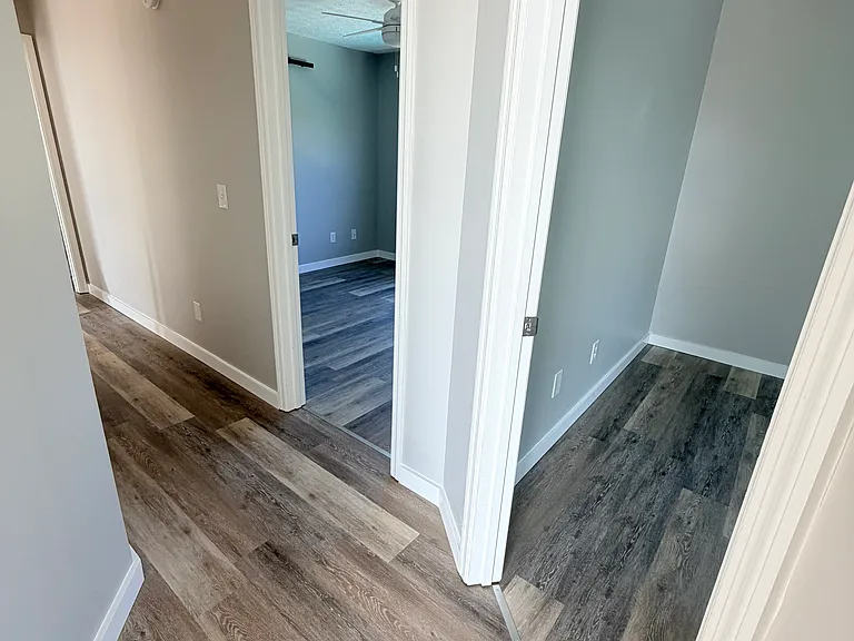 123 Seabreeze Cir — Photo 39