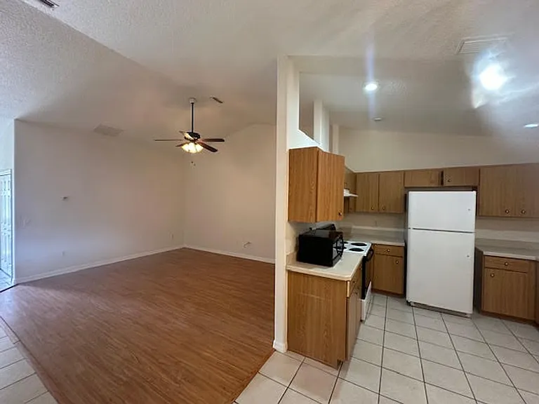 5 Pontiac Ln — Photo 2