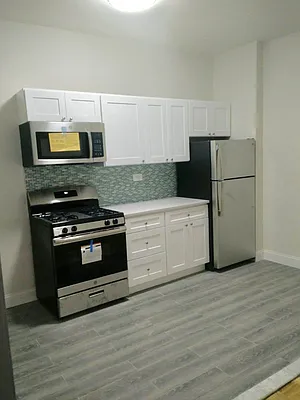 Rented by New York Residence | media 35