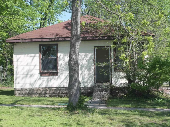 304 W Pecan St #3, Carbondale, IL 62901