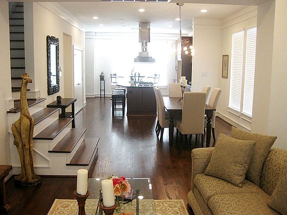  Great Tricon, Contemporary Single Family Home in the Montrose area w/ Private Drive & big yard. Homes feature optional outdoor Kitchen. Property will be completed mid to end of March.. Picture is of similar finished home built by Tricon in 2012..