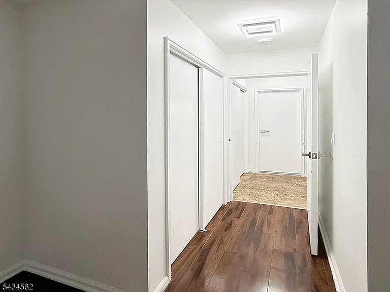 19 Van Rensselear St #2 — Photo 7