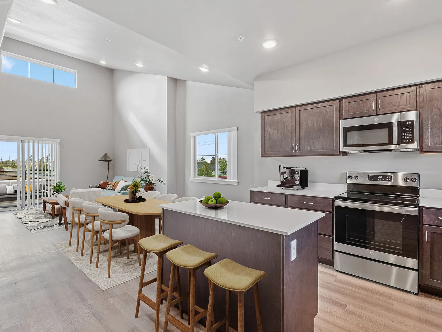 Skyview Heights — Photo 1