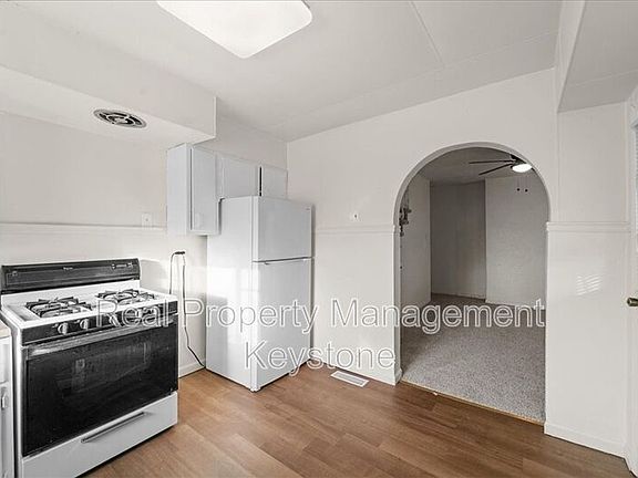 5th image of 71 McKinnie Ave