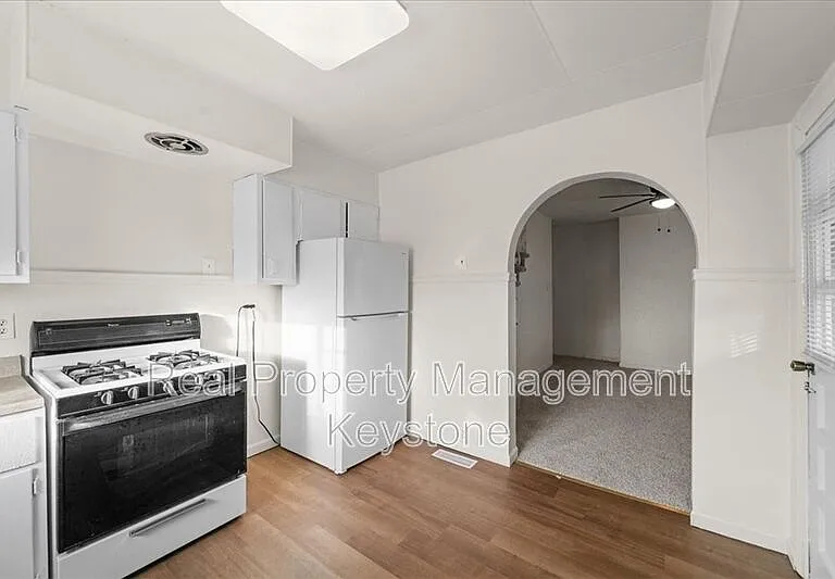 71 McKinnie Ave — Photo 5
