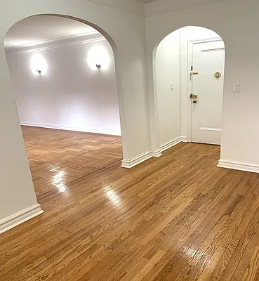Rented by Otto Nielsen Realty | media 10