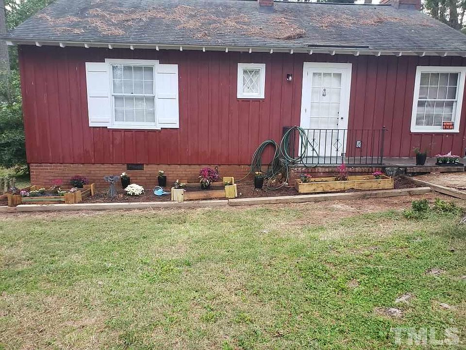 1st image of 2436 Westover Dr