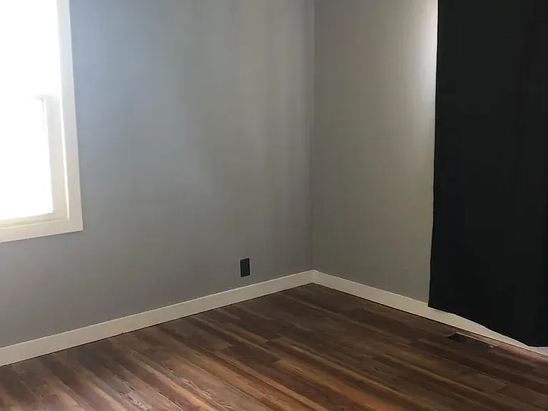 612 W Nocturne Dr — Photo 1