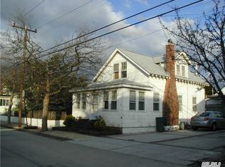 92 Garden City Ave, Point Lookout, NY 11569