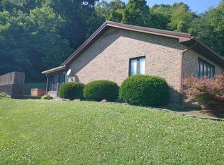 1127 10th St, West Portsmouth, OH 45663