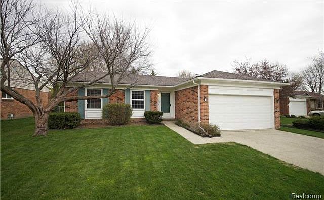 1st image of 9032 Hackberry Ave