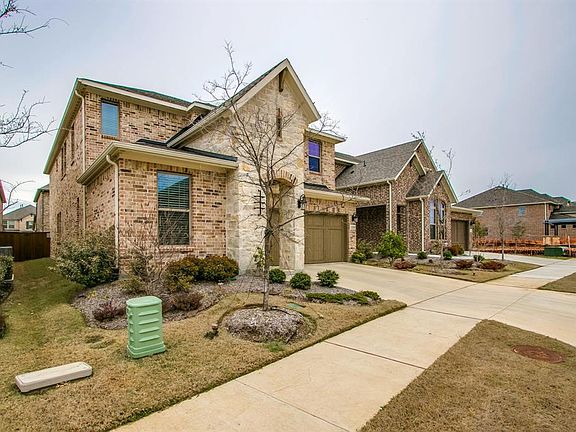 2nd image of 2229 Washington Dr