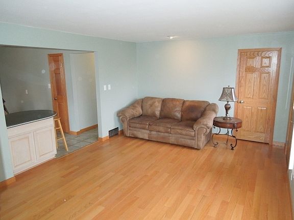 3rd image of N8831 Lakeshore Dr