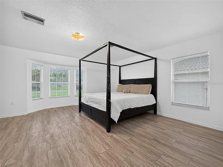 13405 SW 86th Ave — Photo 19