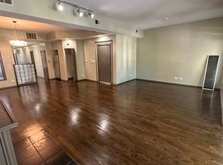 4515 S Prairie Ave #2, Chicago, IL 60653