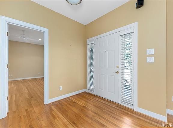 5th image of 4001 Patterson Ave
