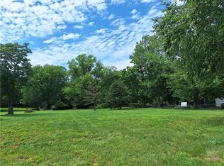 5414 N Poe St, Kansas City, MO 64119